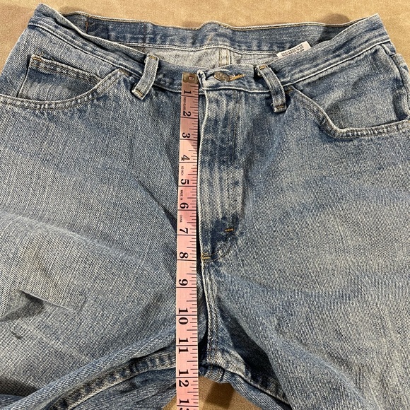Wrangler Jean Shorts Relaxed Fit Size 32 - Picture 6 of 8